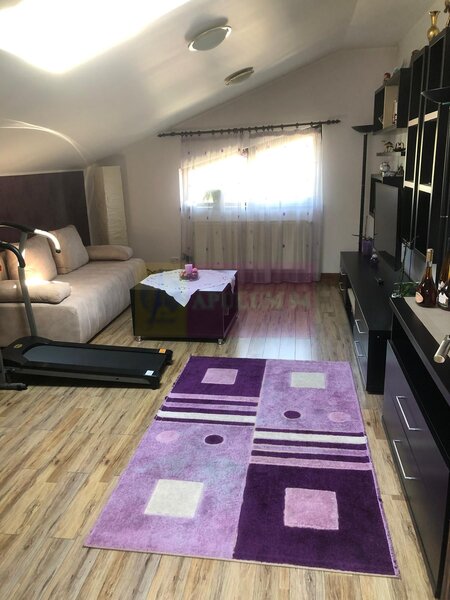 Vila premium OPORTUNITATE EXCELENTA zona foarte linistita Popesti